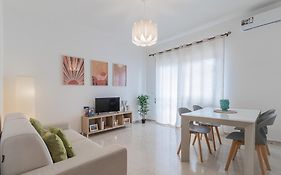 The Sunset Rhome Elegant Suite With Wifi Ac